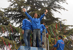 鄭州超前涂料歡迎您！專業(yè)真石漆生產(chǎn)廠家